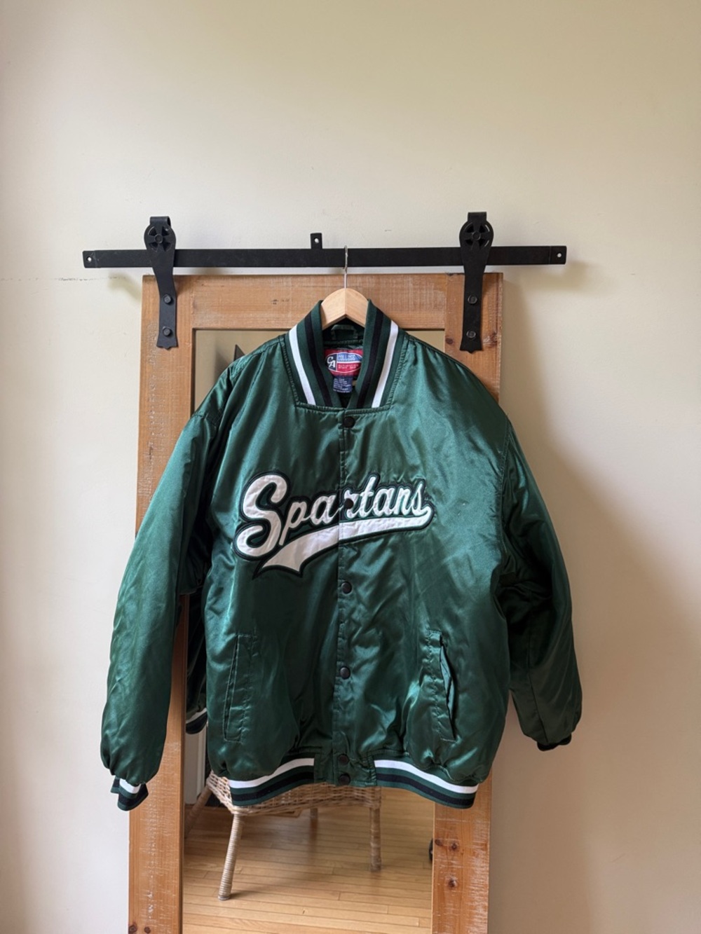 Michigan State Spartans satin varsity jacket Size XL